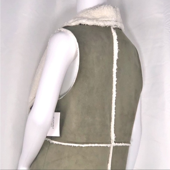 Caslon Reversible Faux Shearling & Vegan Suede Drape Lapel Pocket Patch Vest SzS - Picture 11 of 16